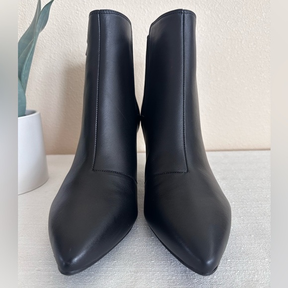 New Clarks Kataleyna Glow Black Leather Pointy Side Zip Ankle Booties Womens 11W - Picture 5 of 14